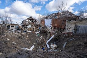 A shell crater in the village of Tsupovka, Kharkov region