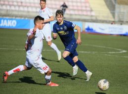 Soccer. FC "Lviv" - FC "Kryvbas"