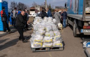 humanitarian aid in the village of Tsirkuny, Kharkiv region