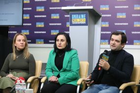 Yulia Sokolovska, Oksana Zholnovich, Yevhen Kapinus