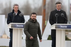 Владимир Зеленский, Роберт Голоб, Андрей Пленкович