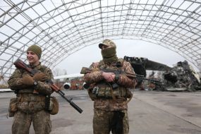 Military training of mobile air defense fire groups