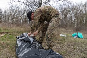 The corpse of a Russian soldier