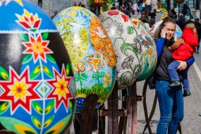 Easter exhibition of painted Easter eggs in Uzhhorod