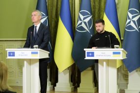 Володимир Зеленський та Єнс Столтенберг