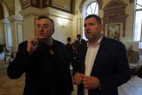 Gennady Nadolenko, Oleksandr Markushyn