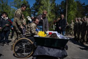 Farewell ceremony for the soldier and journalist Oleksandr Bondarenko who died in the war