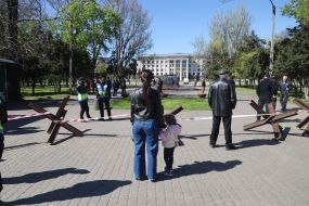 People came to the House of Trade Unions on Kulykovy Field