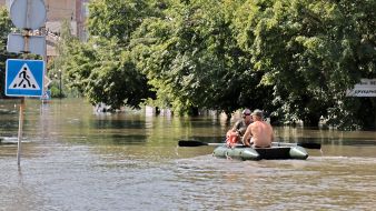 Evacuation of people in Kherson after the Russians blew up the Kakhovskaya HPP