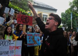 Protest action near the office of the UN mission in Ukraine with demands to recognize the undermining of the Kakhovskaya HPP as a war crime