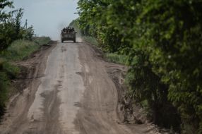 Ukrainian servicemen in the Donetsk region