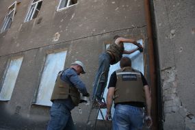 A destroyed building in Toretsk (Donetsk region)