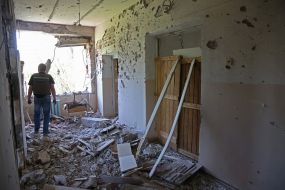 A destroyed building in Toretsk (Donetsk region)