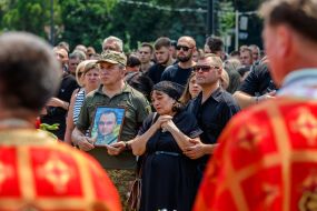 Церемония прощания с погибшими военнослужащими сил ТРО