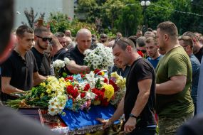 Церемония прощания с погибшими военнослужащими сил ТРО