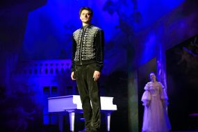 The premiere of the play "Ladies and Hussars"