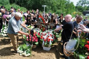 Farewell ceremony for those who died as a result of rocket fire