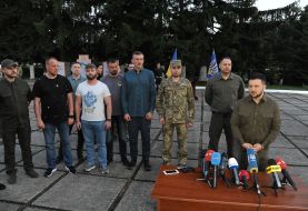 Volodymyr Zelensky and Azov commanders in Lvov