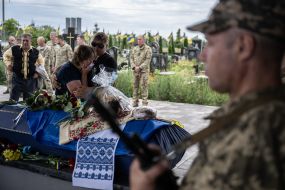 The reburial of serviceman Roman Shadlovskyi