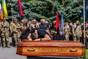 Прощання із загиблим військовослужбовцем Анатолієм Тегзою  в Ужгороді