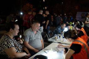 Пункт надання допомоги людям, які постраждали від обстрілу Запоріжжя