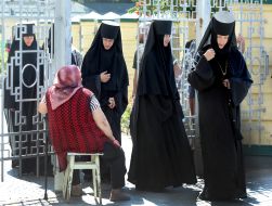 Nuns on the territory of the Kyiv-Pechersk Lavra