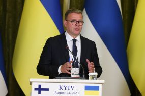 Petteri Orpo and Volodymyr Zelenskyi