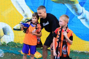 Данило Сікан відвідав тренування юних футболістів у Львові