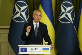 Йенс Столтенберг