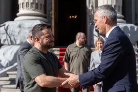 Volodymyr Zelenskyi and  Jens Stoltenberg