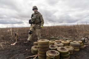 Demining of agricultural fields in Izyum district