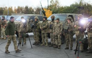 The "West" air command received 30 mobile fire groups