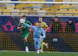 Soccer. FC "Rukh" (Lviv) and FC "Obolon" (Kyiv)