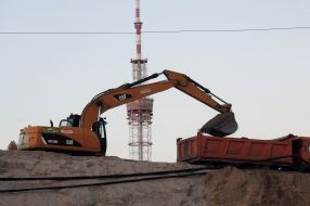 Работы по реконструкции Дегтяревского путепровода и развязки в Киеве