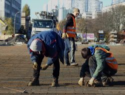 Работы по реконструкции Дегтяревского путепровода и развязки в Киеве