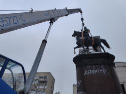 Dismantling of the monument to Mykola Shchors