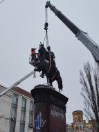 Dismantling of the monument to Mykola Shchors