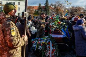 Farewell ceremony for fallen servicemen