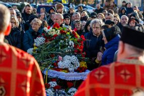 Farewell ceremony for fallen servicemen