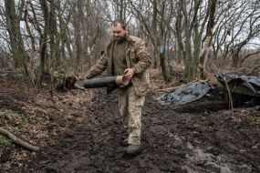 Бойцы штурмовой бригады Нацполиции "Лють" на позициях в районе Бахмута