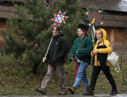 Participants of the theatrical nativity scene during the celebration of "Christmas in the Grove"