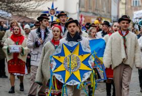 Participants of the procession of stars