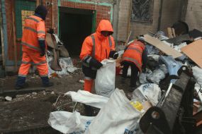 Elimination of the consequences of a missile attack in the Solomensky district of Kyiv