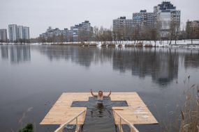 Epiphany bathing