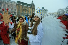 Participants of the theatrical nativity scene