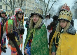 Participants of the theatrical nativity scene