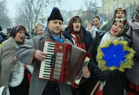 Participants of the theatrical nativity scene