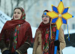 Participants of the theatrical nativity scene