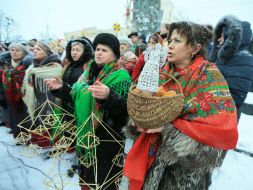 Participants of the theatrical nativity scene