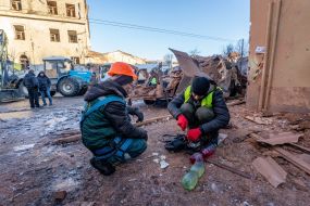 Utility workers eliminate the consequences of a missile strike